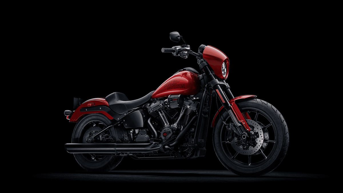 2025 Harley-Davidson® Low Rider® S in vivid red, captured in profile with a blacked-out performance build, shot near Missouri City, TX.